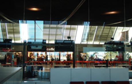 Nice Airport III - Udo Klein - auf - Array - Nice Airport III - Udo Klein - auf - Array -